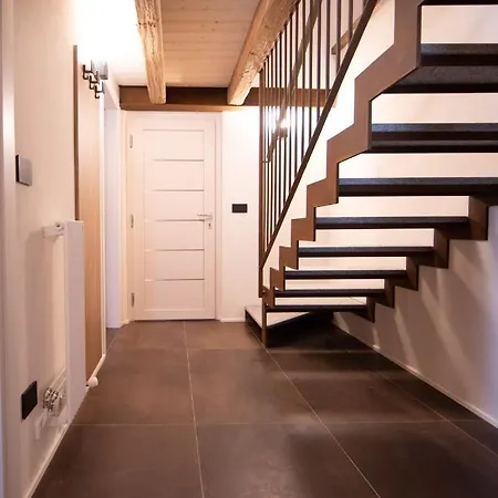 Bhotanica - Ospitalita E Natura Lägenhet