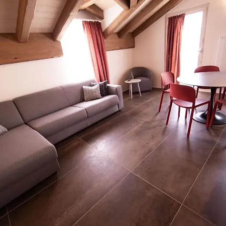 Bhotanica - Ospitalita E Natura Αόστα