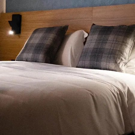 Bhotanica - Ospitalita E Natura Αόστα