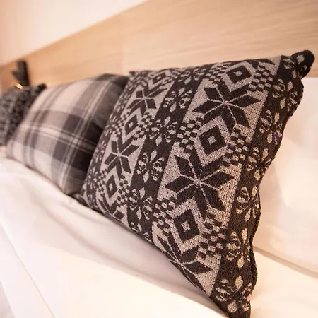 Bhotanica - Ospitalita E Natura Lägenhet